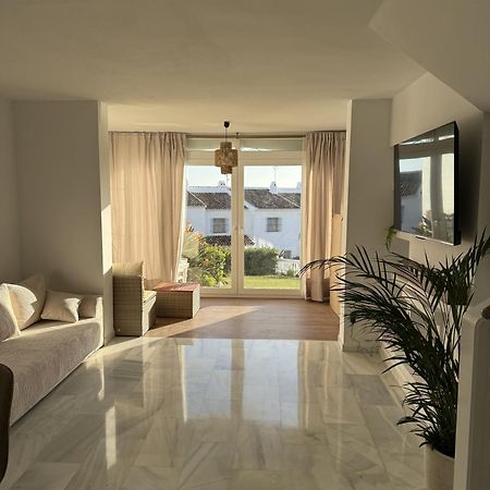 Stunning Chalet In Mijas-Costa Near Beach! Villa Eksteriør billede